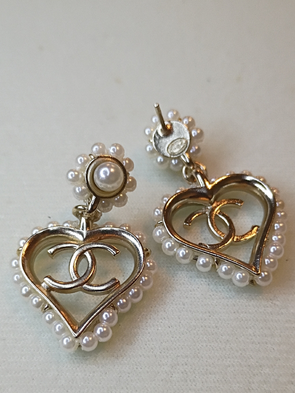 New Gold-Tone Heart Drop Earrings with Faux Pearls - Picture 4 of 4